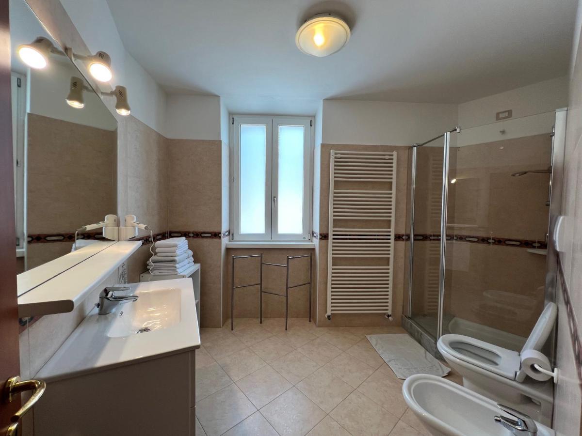Appartamenti Baia Azzurra 3. Torbole Sul Garda Extérieur photo